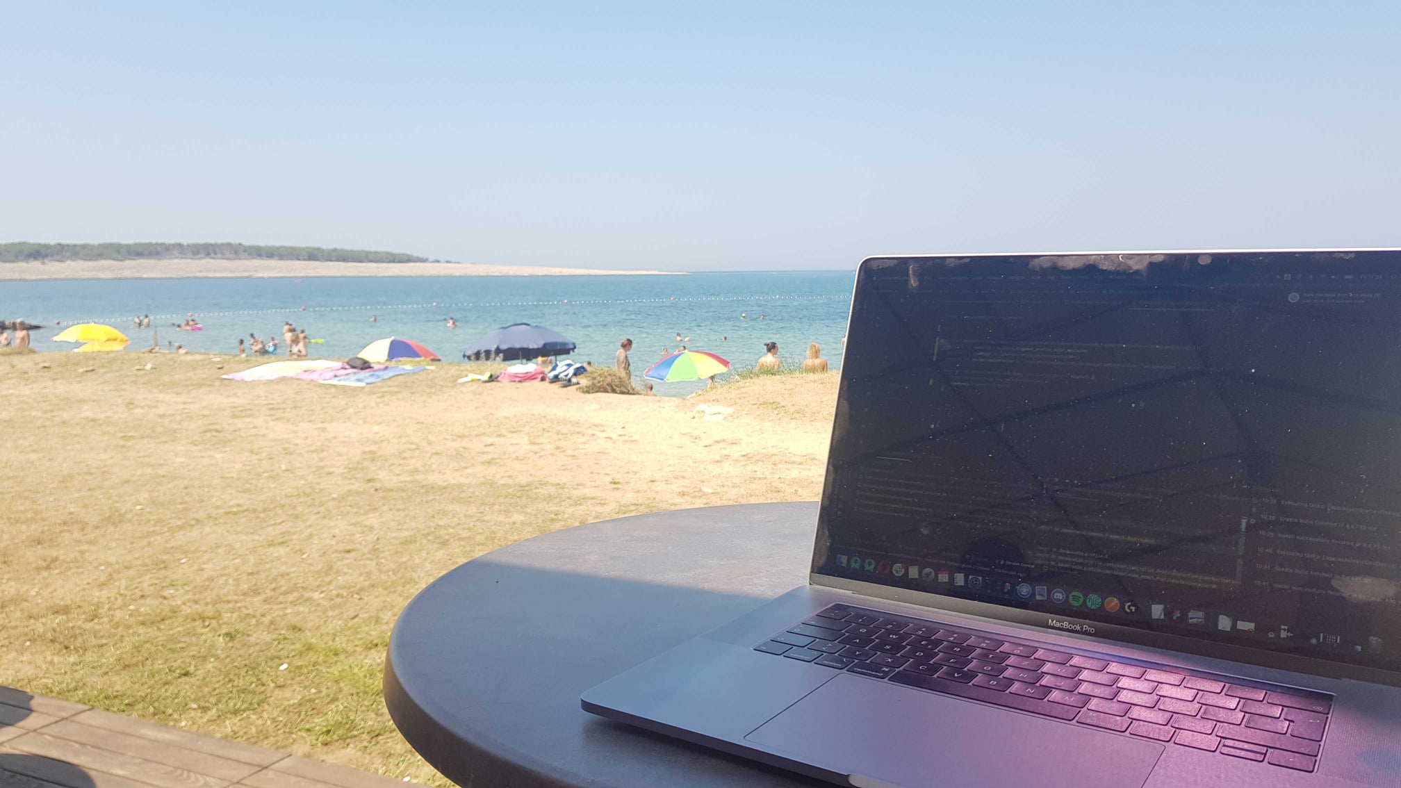 Working from the beach Factory 2020